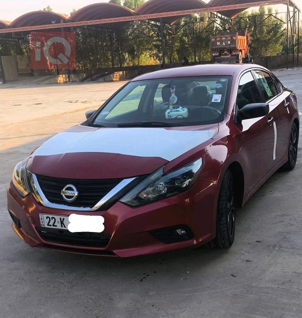 Nissan Altima
